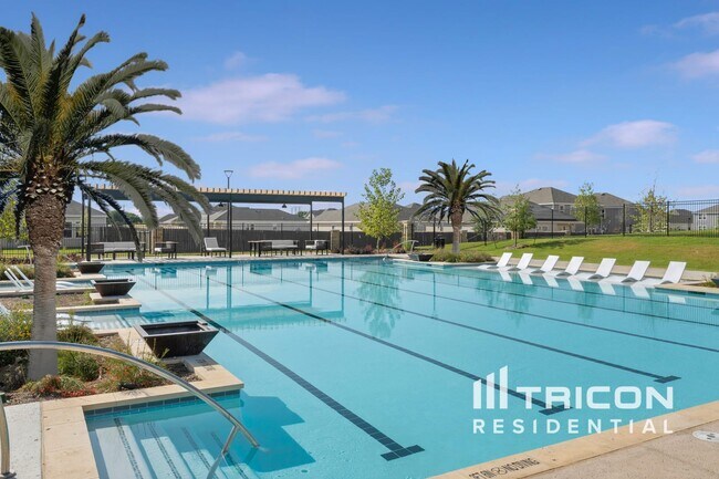 Building Photo - 14636 Maple Ter