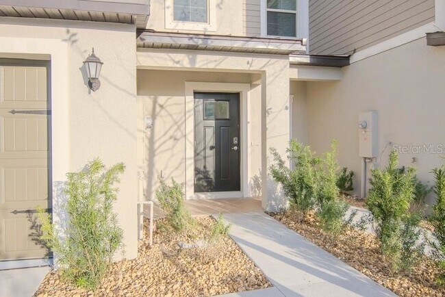 Building Photo - 3172 Bryant Park Dr