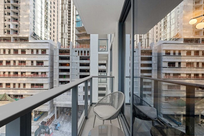 Building Photo - 11 NE 6th St