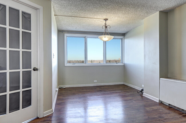 Building Photo - 2225 Buchtel Blvd S