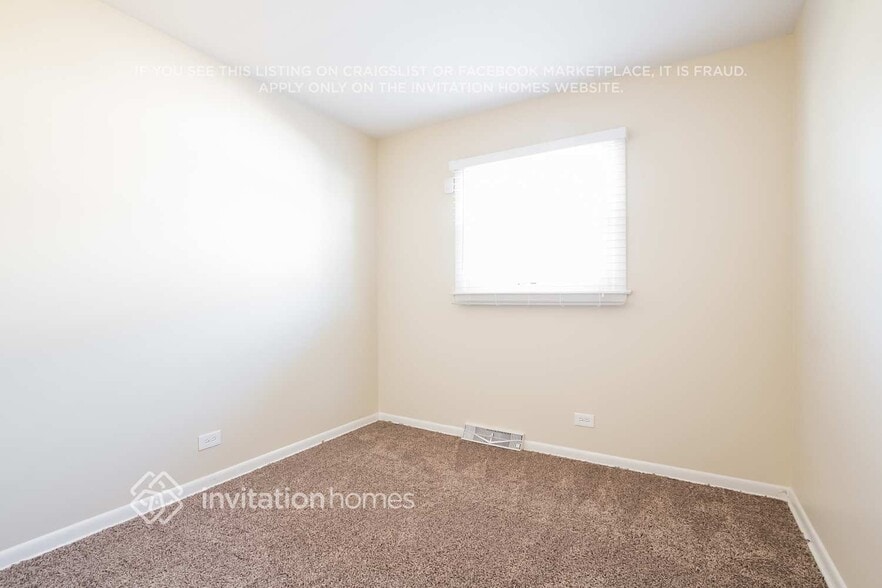 Building Photo - 423 N Park Dr