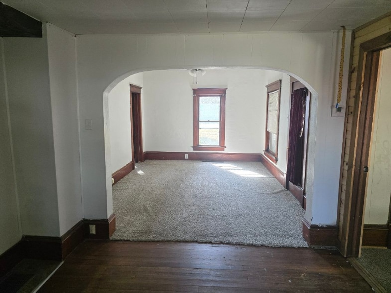 Building Photo - 117 S Rutledge St