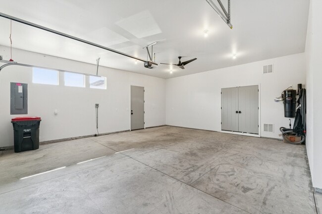 Building Photo - 3441 E Accommodation Ct