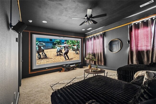 Building Photo - 230 Bequette Ln