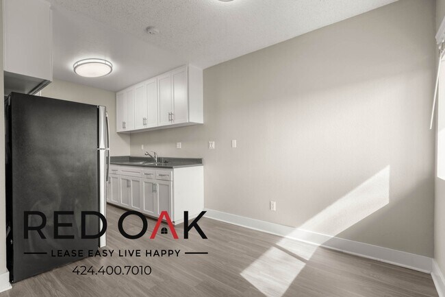 Building Photo - 13325 Heacock St