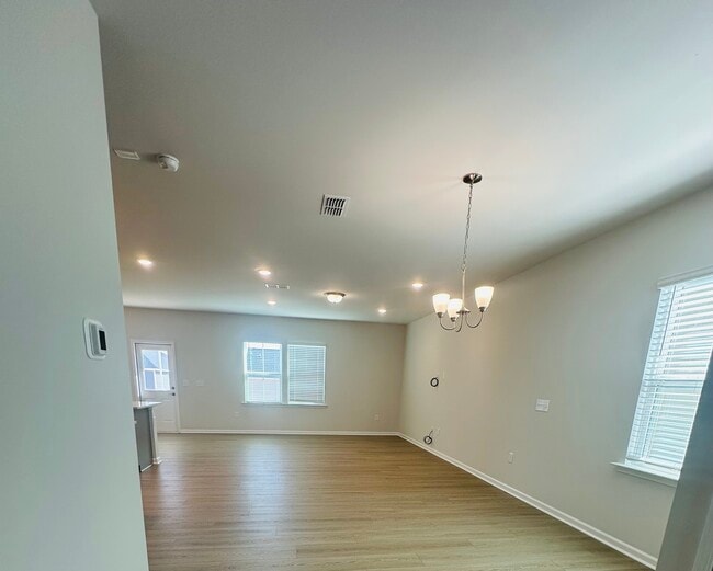 Building Photo - 520 Providence Spgs Ln
