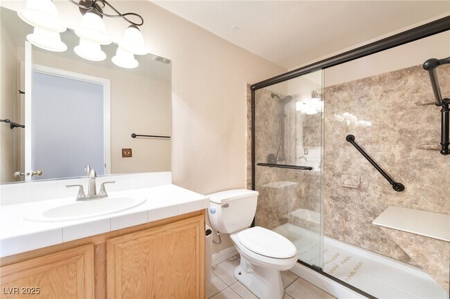 Building Photo - 812 Seco Verde Ave