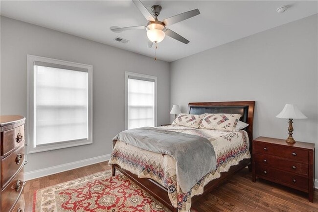 Building Photo - 345 Glen Iris Dr NE