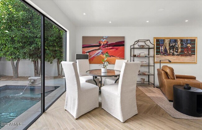 Building Photo - 4843 N 72nd Way