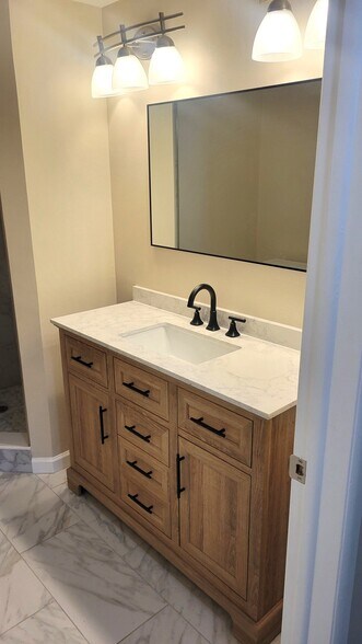 Building Photo - 30238 Blancke Dr