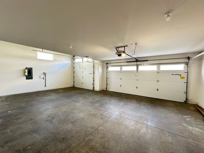 Building Photo - Brand New Rathdrum Home