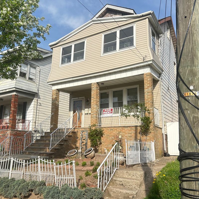 Building Photo - 54 Wolf Pl