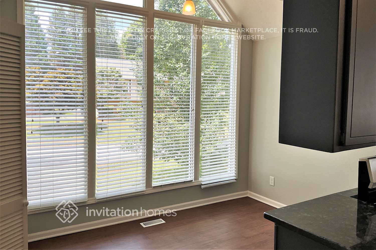 Building Photo - 2417 Broward Dr