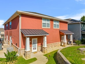 Building Photo - 721 Arbor Lake Dr