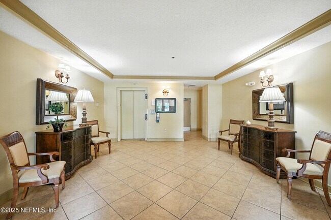 Building Photo - 4300 S Beach Pkwy