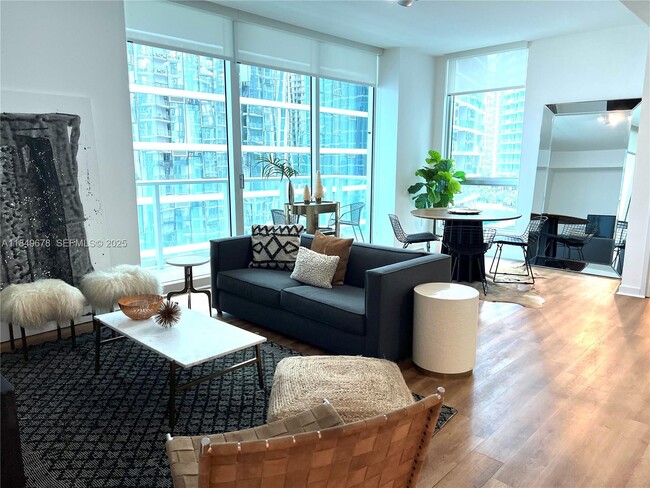 Building Photo - 300 S Biscayne Blvd