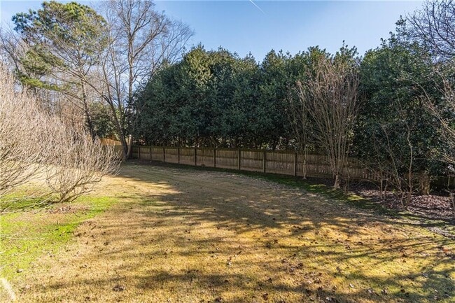 Building Photo - 3147 Crestmont Way NW