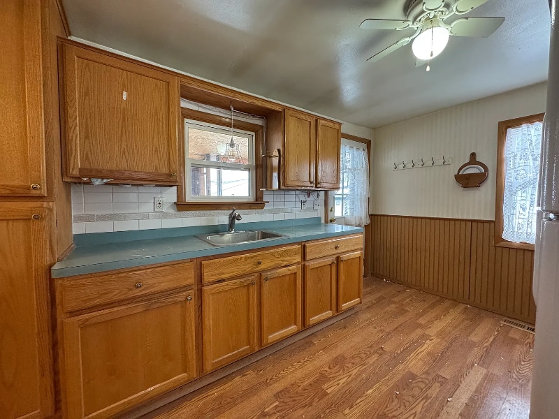 Building Photo - 84 W Kalama Ave