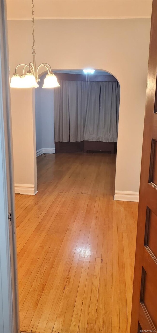 Building Photo - 86-33 76th St