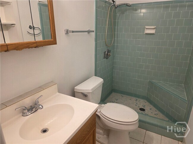 Building Photo - 213 Westwood Dr