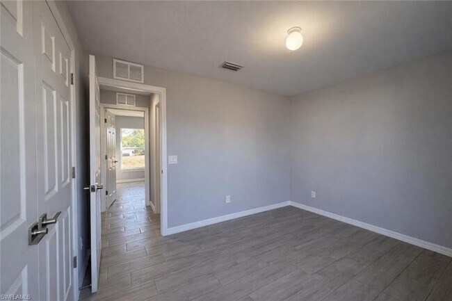 Building Photo - 147 Peoria St
