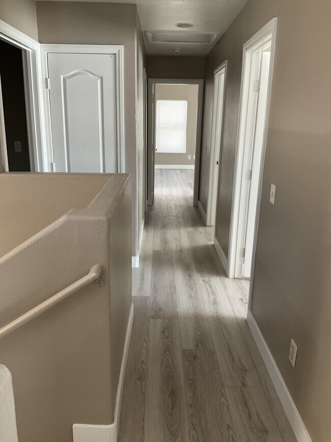 Building Photo - 5522 Jacobs Field St