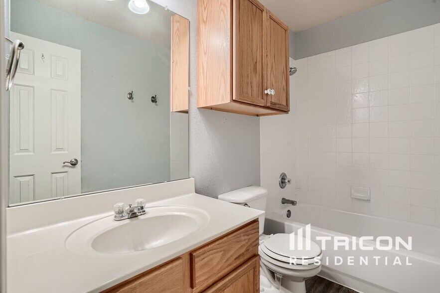 Building Photo - 6712 Red Rock Trail