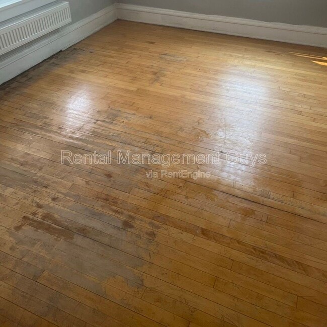 Building Photo - 1015 N Humboldt Ave