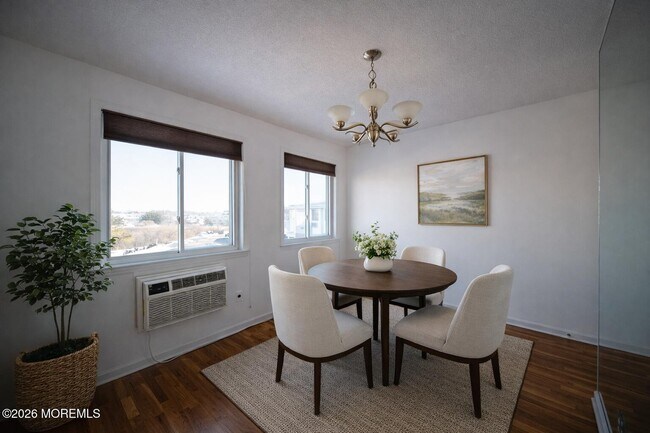 Building Photo - 50 Valentine St