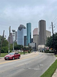 Building Photo - 207 Pierce St