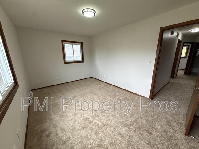 Building Photo - 8148 S 88th St