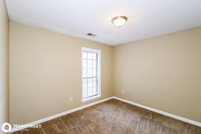 Building Photo - 1160 Hunters Lake Dr, Cordova, TN 38018