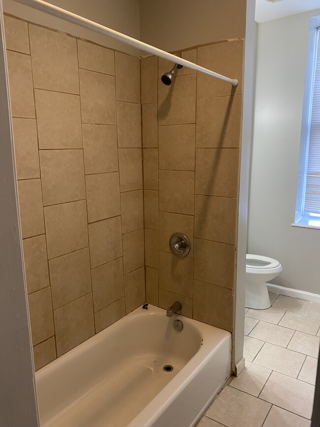 Bathroom - 1001 W Fayette St