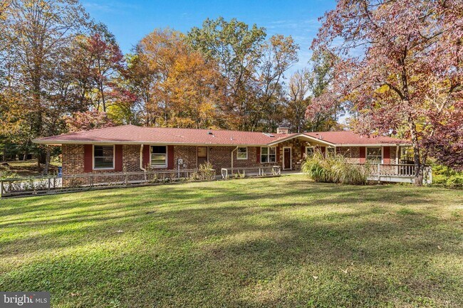 Building Photo - 12555 Trinity Dr