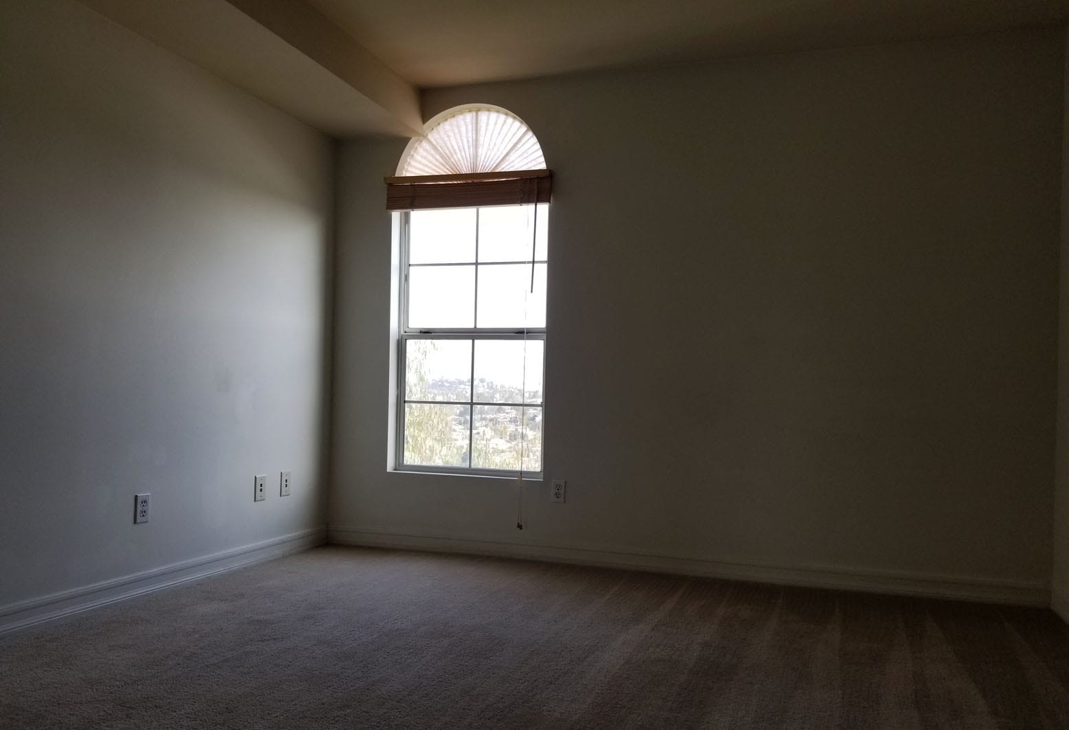 Building Photo - 4760 Templeton St