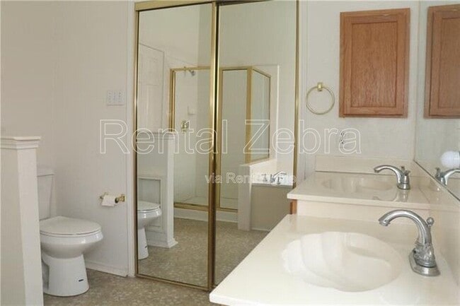 Building Photo - 830 Orian Dr