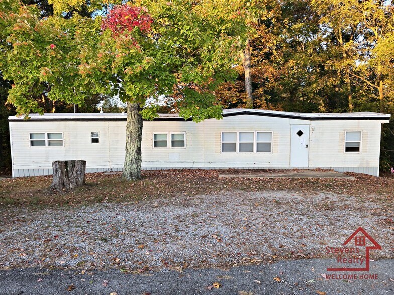 Primary Photo - 271 C C Camp Rd
