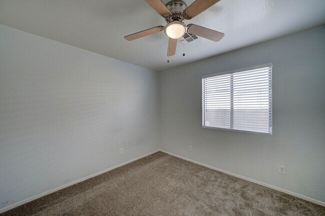 Building Photo - 12010 W Camino Vivaz