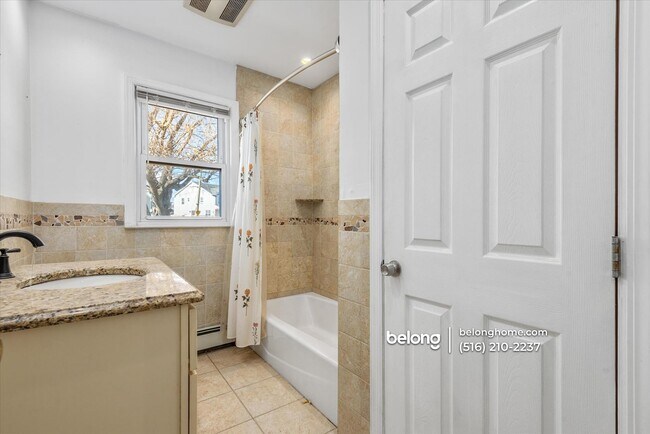 Building Photo - 2 Pirates Cove