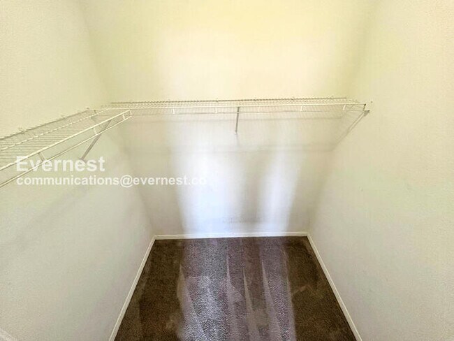 Building Photo - 6955 N Durango Dr