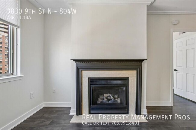 Building Photo - 3830 9th St N