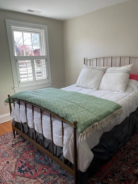 Building Photo - 3104 Park Ave