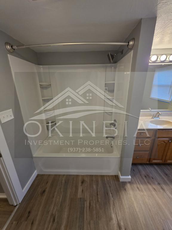 Building Photo - 2540 Catalpa Dr.