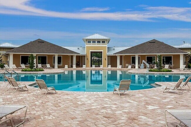 Building Photo - Cross Creek Community, Green Cove Springs Newer Home, Available For Rent