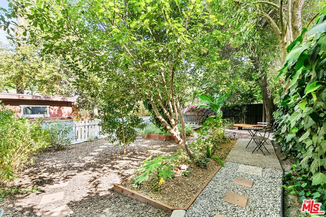 Building Photo - 4171 Kraft Ave