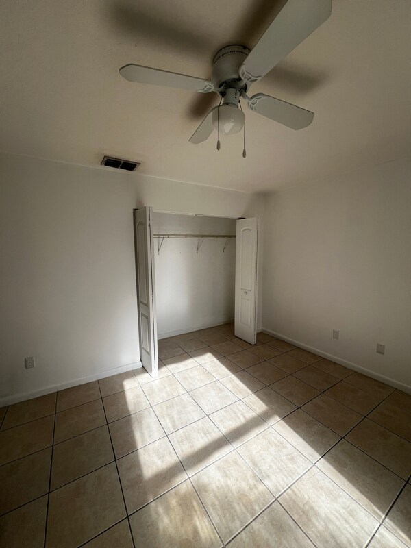 Building Photo - 1311 Emerald Terrace