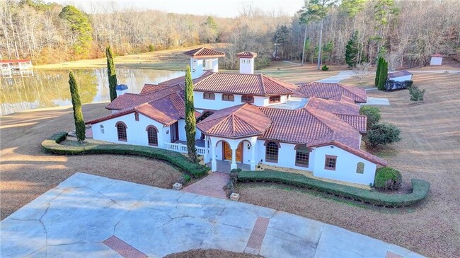 Building Photo - 1540 Lipscomb Rd