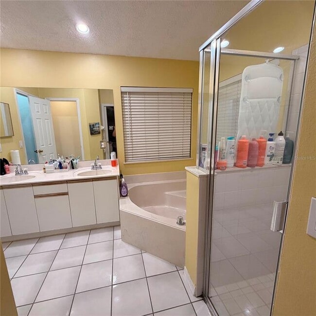 Building Photo - 12697 Enclave Dr