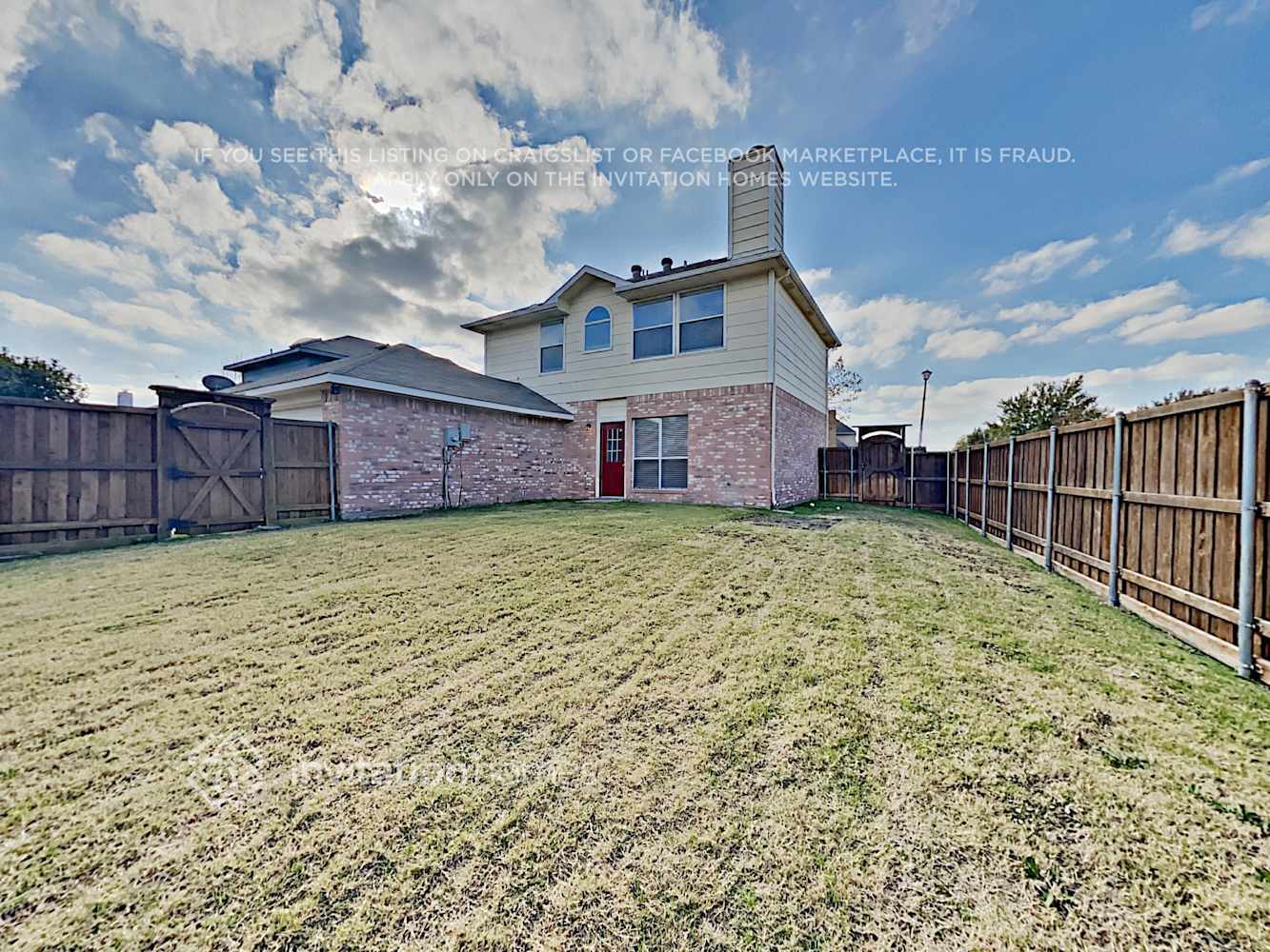 Building Photo - 7992 Roundtable Rd