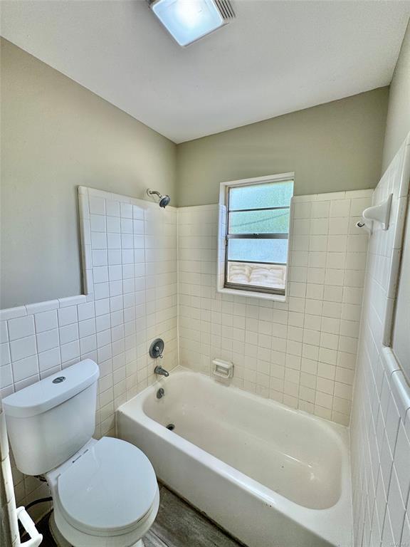 Building Photo - 502 Adler Dr